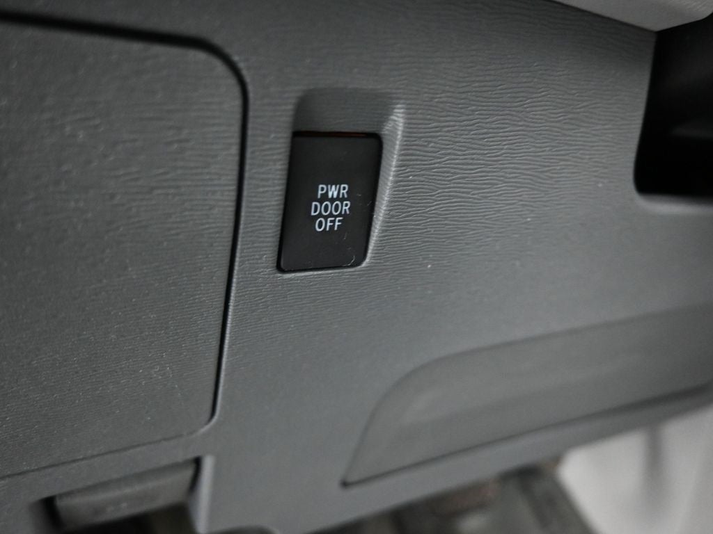 2015 Toyota Sienna XLE 7 Passenger