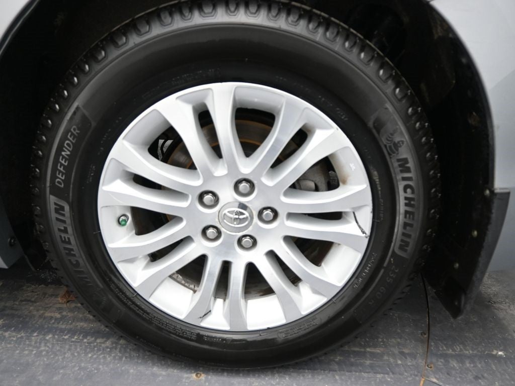 2015 Toyota Sienna XLE 7 Passenger