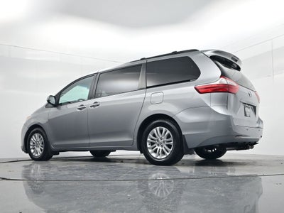 2015 Toyota Sienna XLE 7 Passenger
