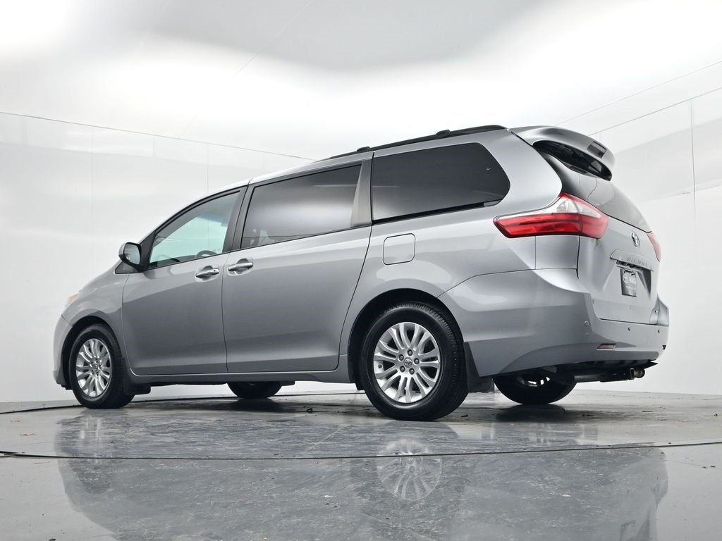 2015 Toyota Sienna XLE 7 Passenger