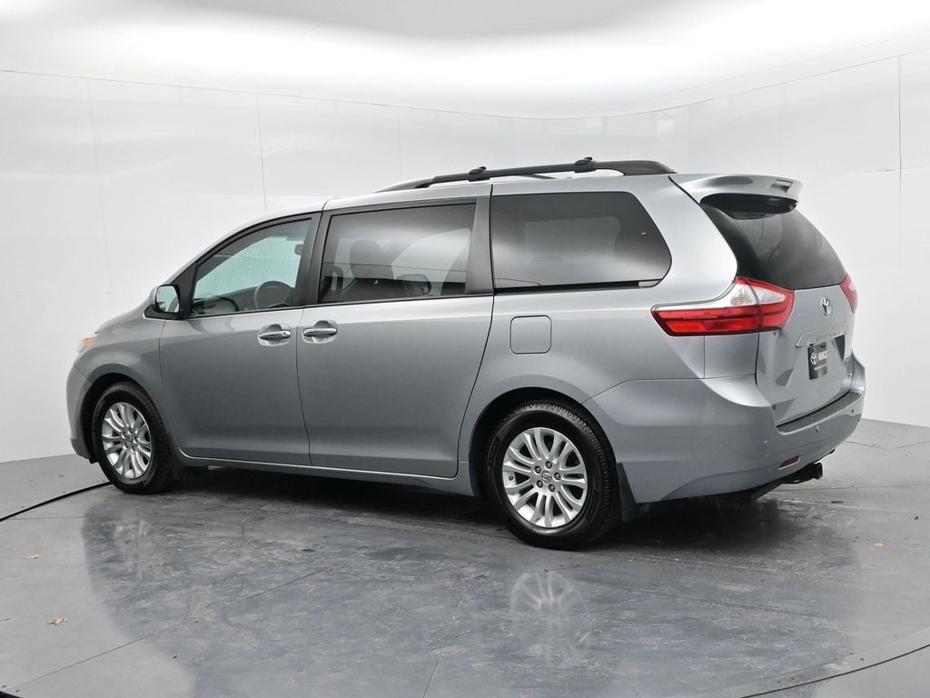 2015 Toyota Sienna XLE 7 Passenger