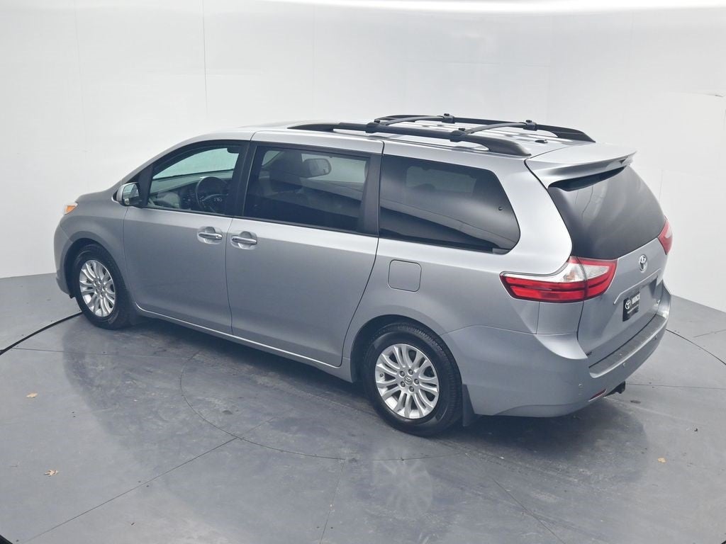 2015 Toyota Sienna XLE 7 Passenger