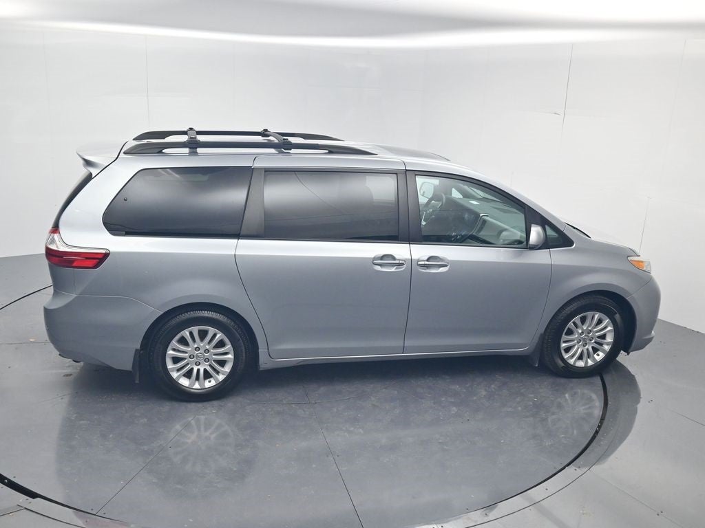 2015 Toyota Sienna XLE 7 Passenger