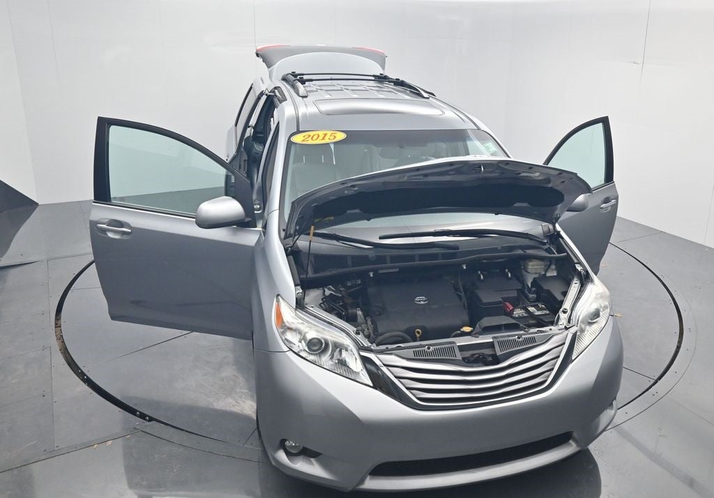 2015 Toyota Sienna XLE 7 Passenger