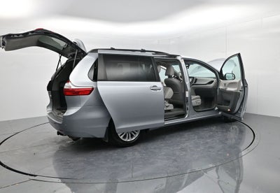 2015 Toyota Sienna XLE 7 Passenger