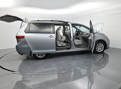 2015 Toyota Sienna XLE 7 Passenger
