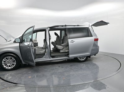 2015 Toyota Sienna XLE 7 Passenger