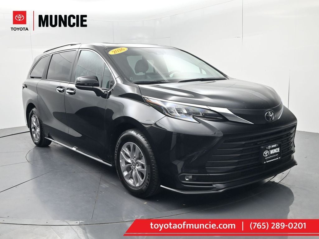 2026 Toyota Sienna XLE 8 Passenger