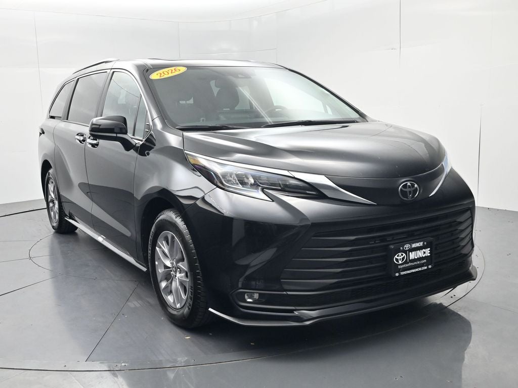 2026 Toyota Sienna XLE 8 Passenger