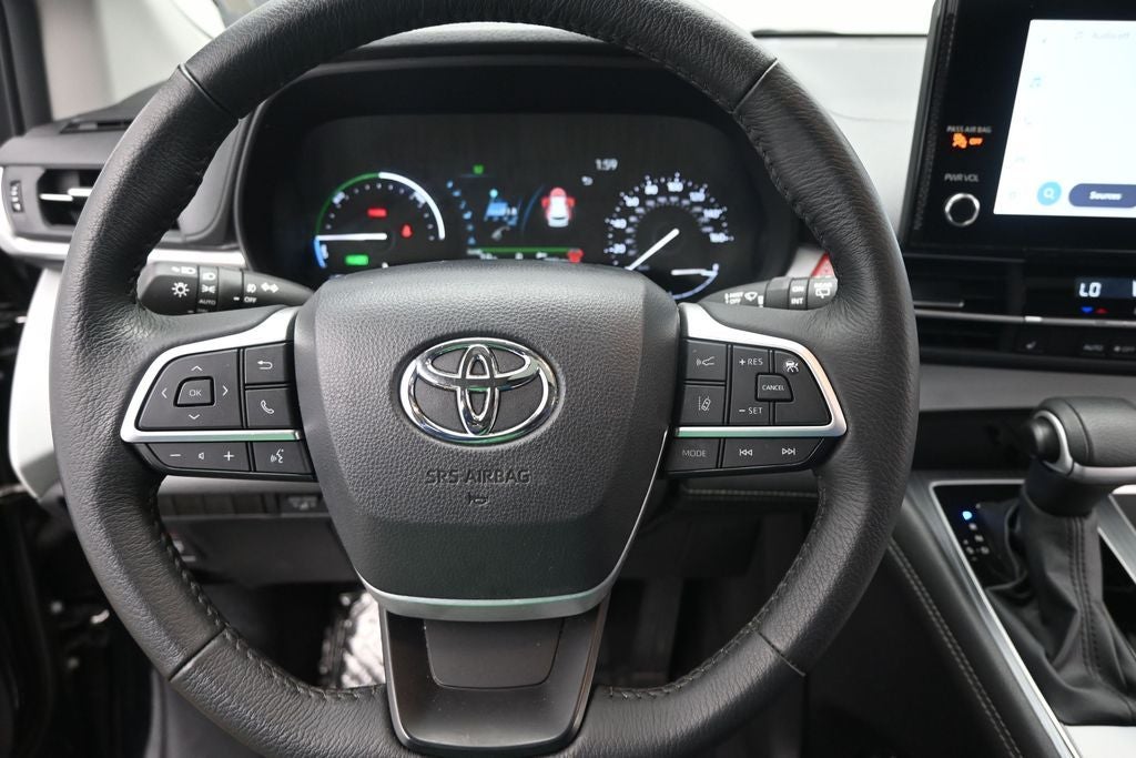 2026 Toyota Sienna XLE 8 Passenger