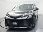 2026 Toyota Sienna XLE 8 Passenger