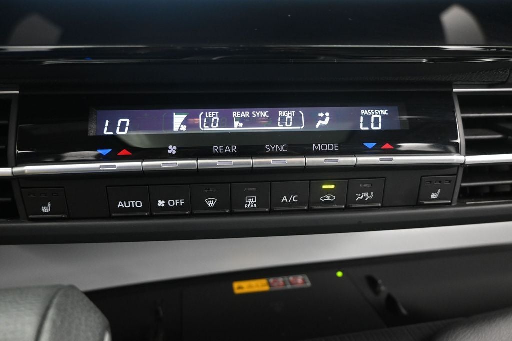 2026 Toyota Sienna XLE 8 Passenger