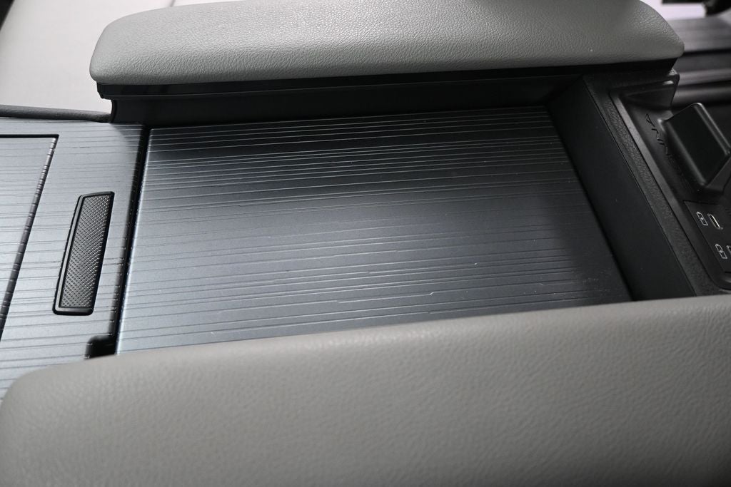2026 Toyota Sienna XLE 8 Passenger