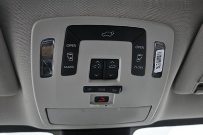 2026 Toyota Sienna XLE 8 Passenger