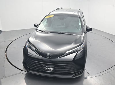 2026 Toyota Sienna XLE 8 Passenger