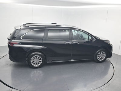 2026 Toyota Sienna XLE 8 Passenger