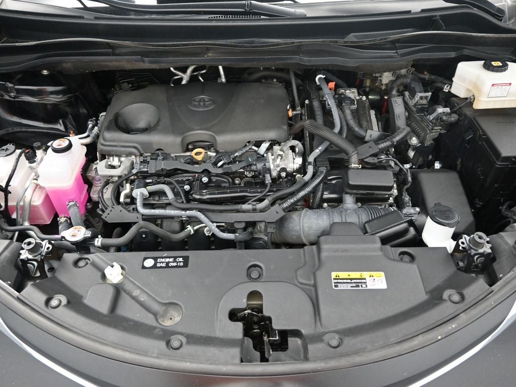 2024 Toyota Sienna XLE 8 Passenger