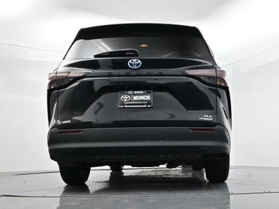 2024 Toyota Sienna XLE 8 Passenger