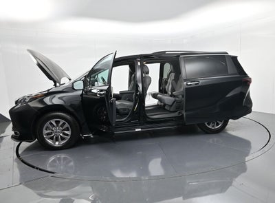 2024 Toyota Sienna XLE 8 Passenger