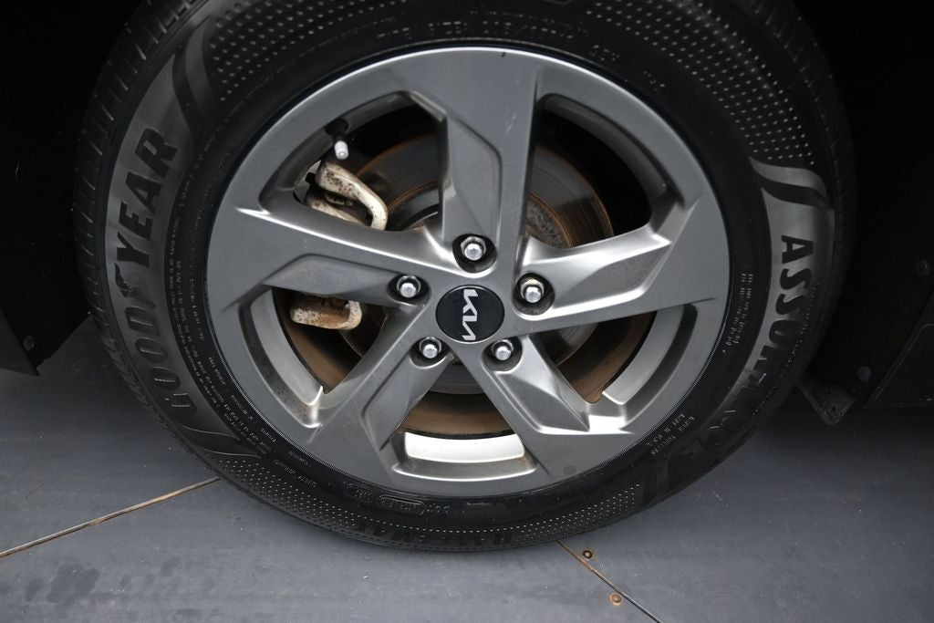 2023 Kia K5 LXS