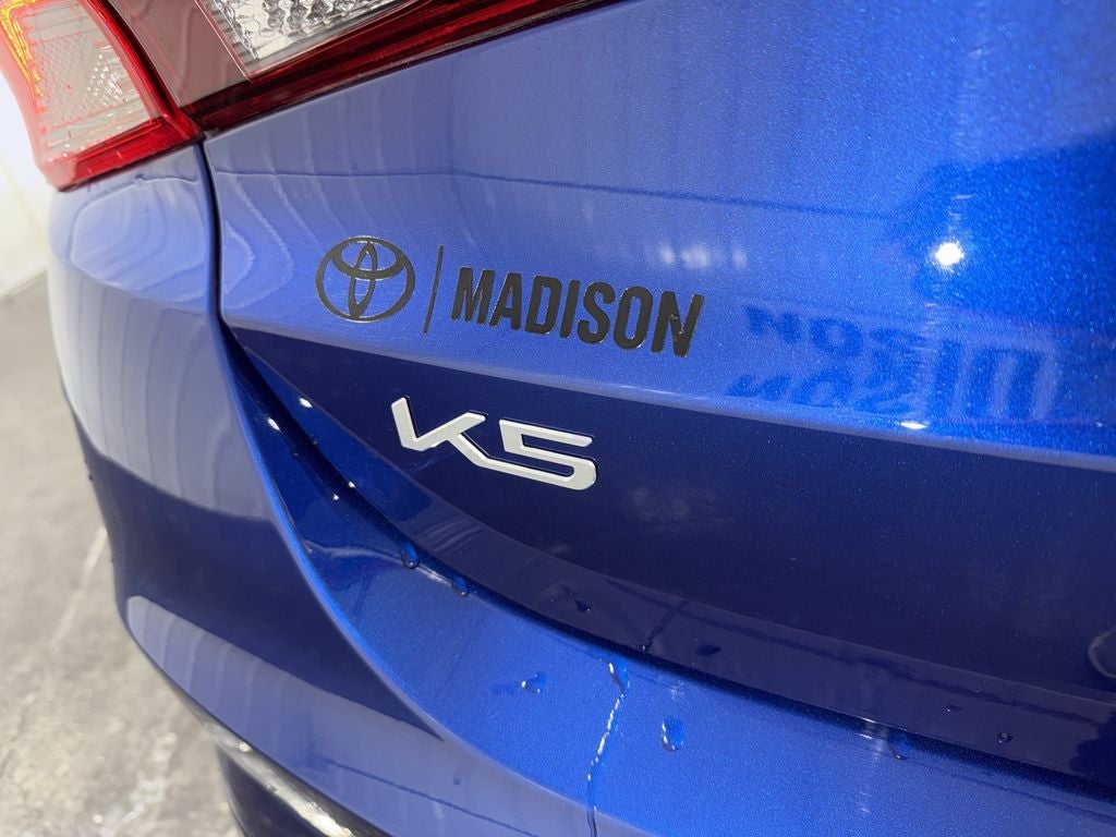2023 Kia K5 GT-Line