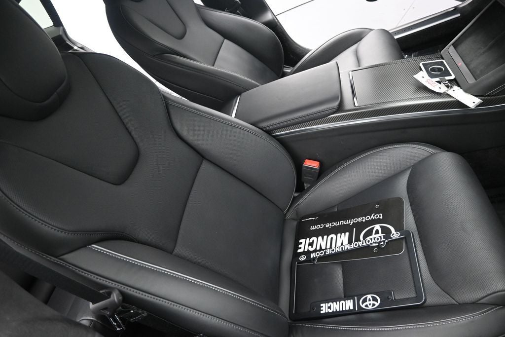 2022 Tesla Model S Plaid