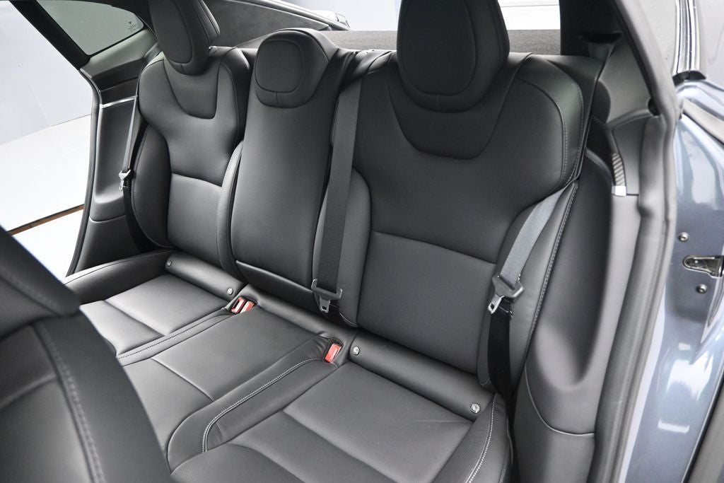 2022 Tesla Model S Plaid