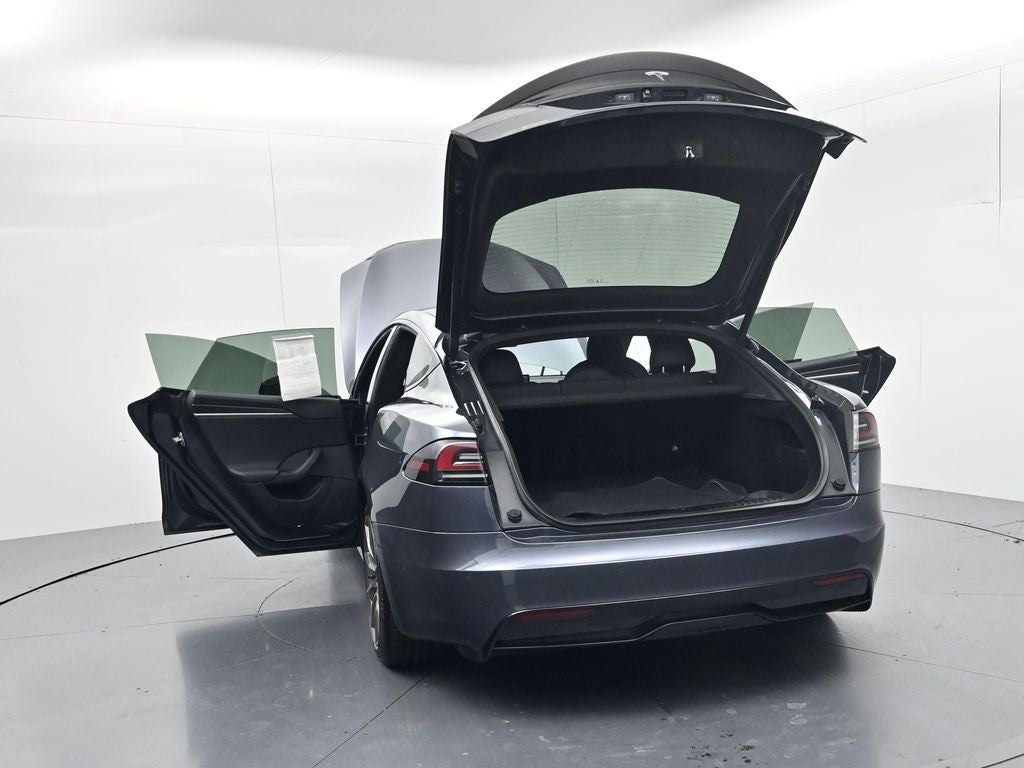 2022 Tesla Model S Plaid