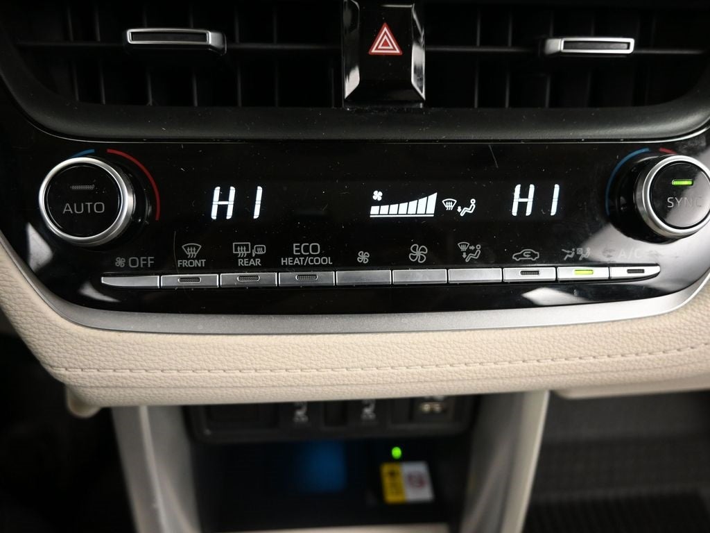 2022 Toyota Corolla Cross XLE