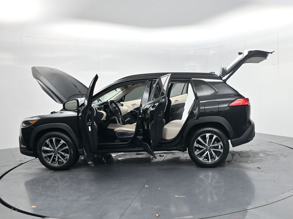 2022 Toyota Corolla Cross XLE