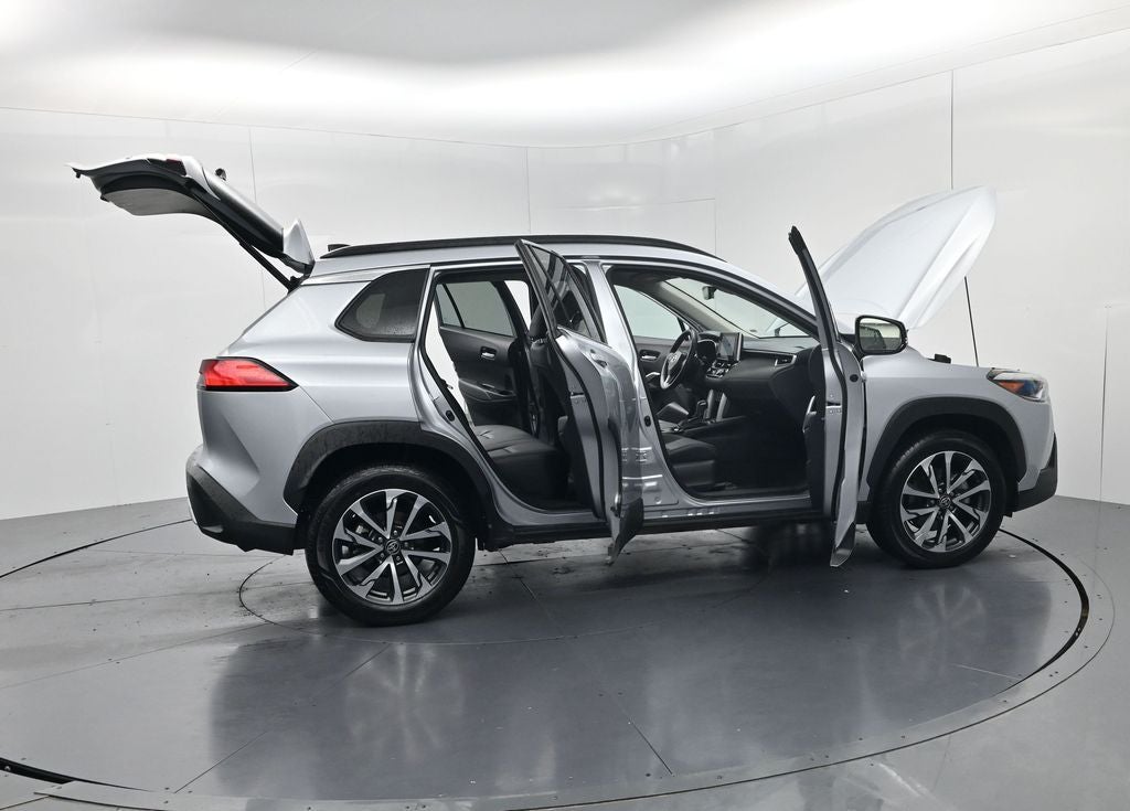 2025 Toyota Corolla Cross XLE