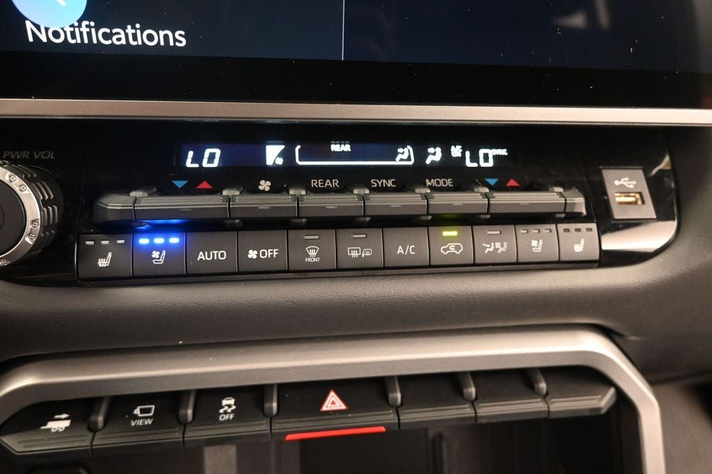 2025 Toyota Sequoia Platinum