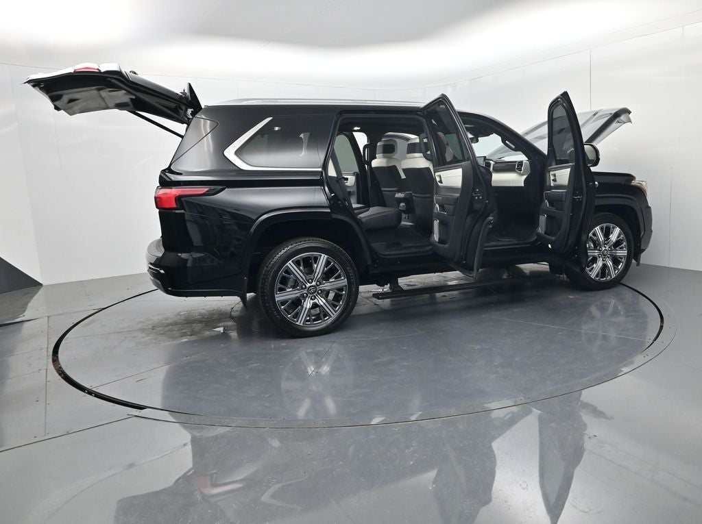 2025 Toyota Sequoia Capstone