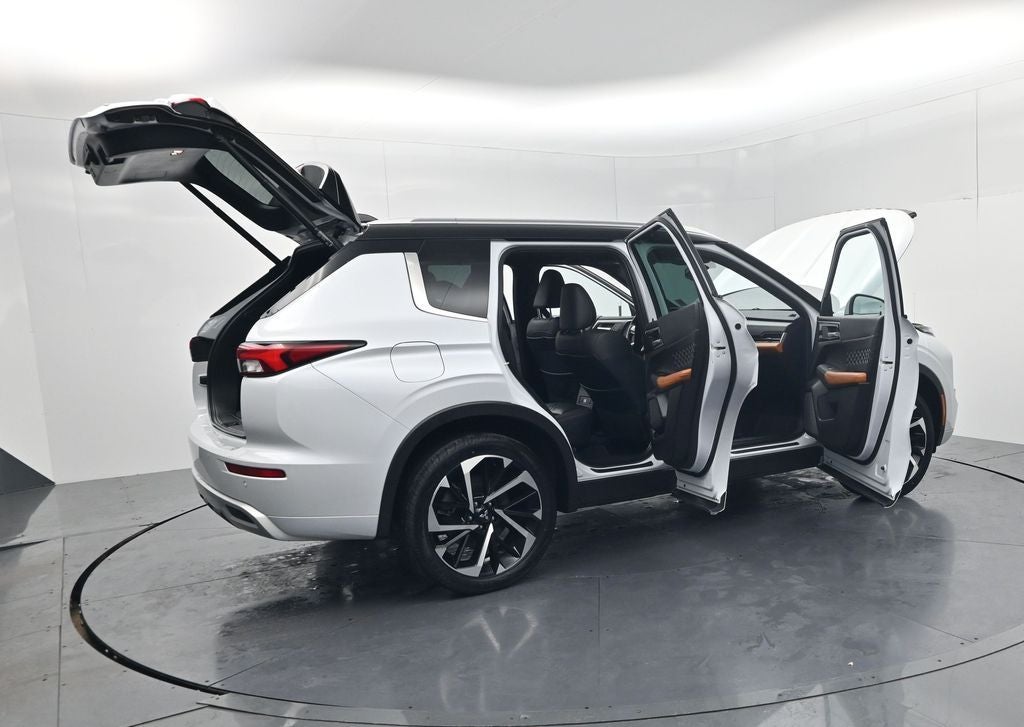 2023 Mitsubishi Outlander SEL Black Edition