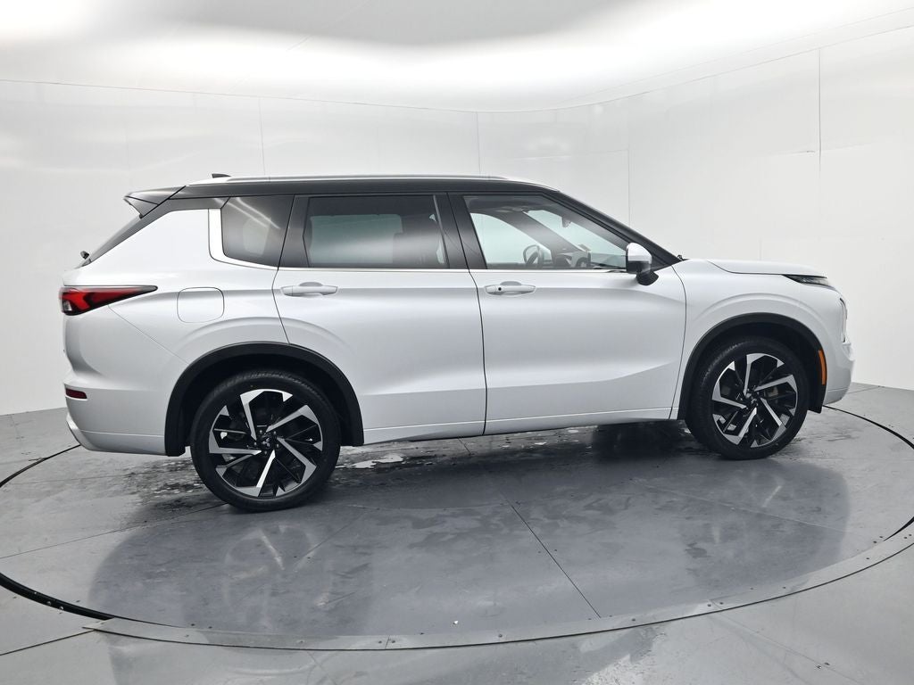2023 Mitsubishi Outlander SEL Black Edition