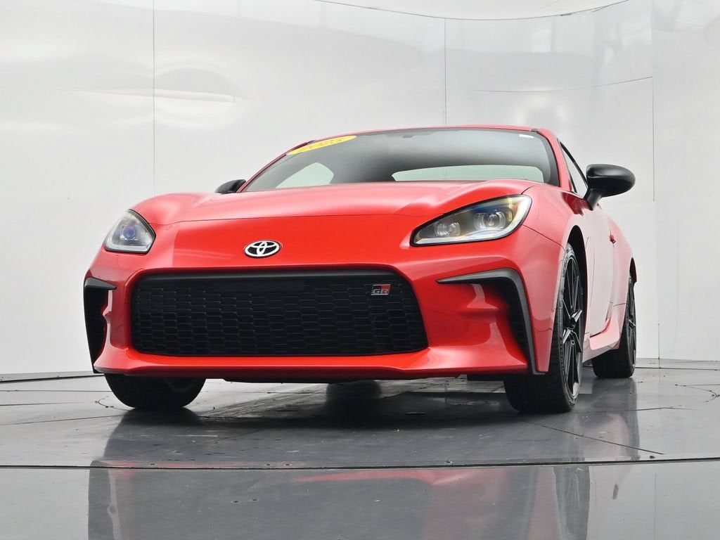 2025 Toyota GR86 Premium