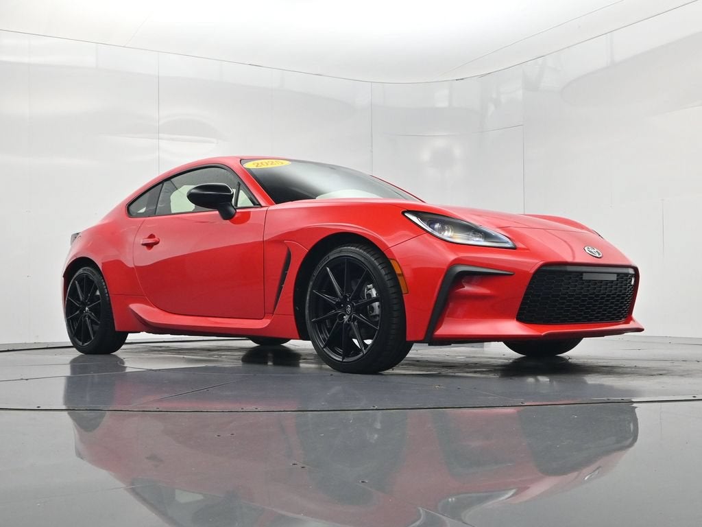 2025 Toyota GR86 Premium