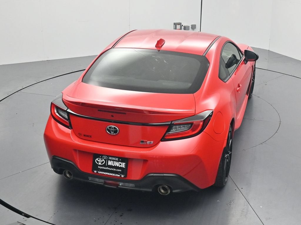 2025 Toyota GR86 Premium
