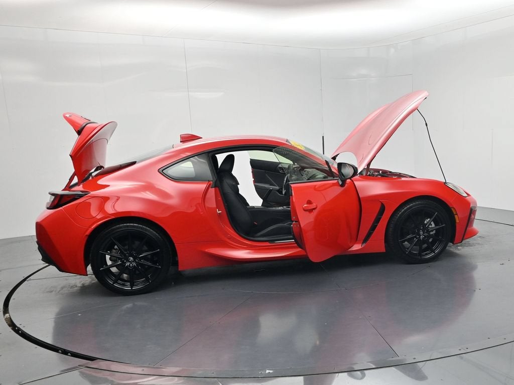 2025 Toyota GR86 Premium