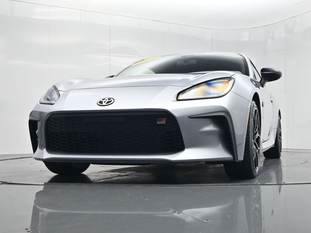 2025 Toyota GR86 Premium
