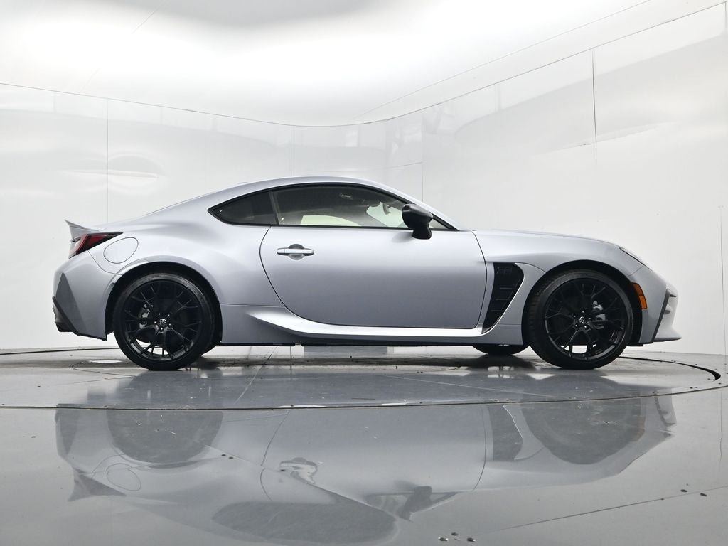 2025 Toyota GR86 Premium
