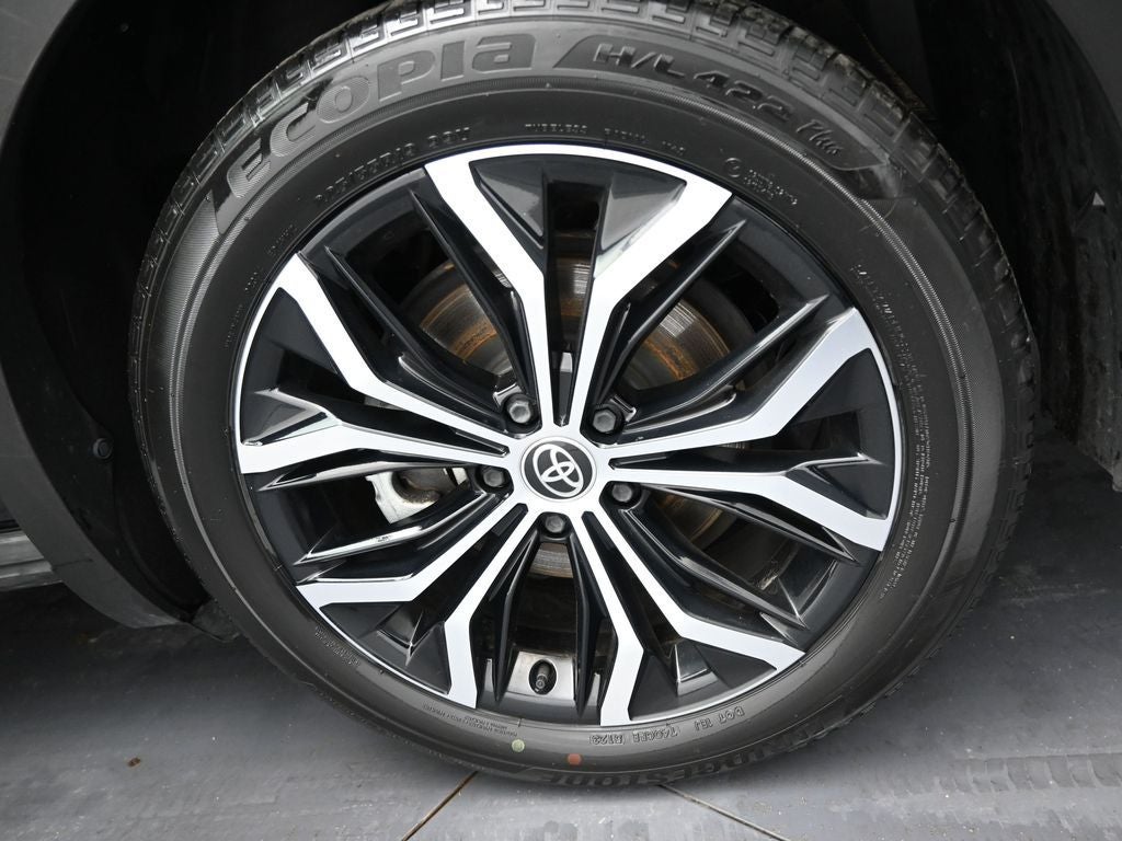 2024 Toyota Crown XLE