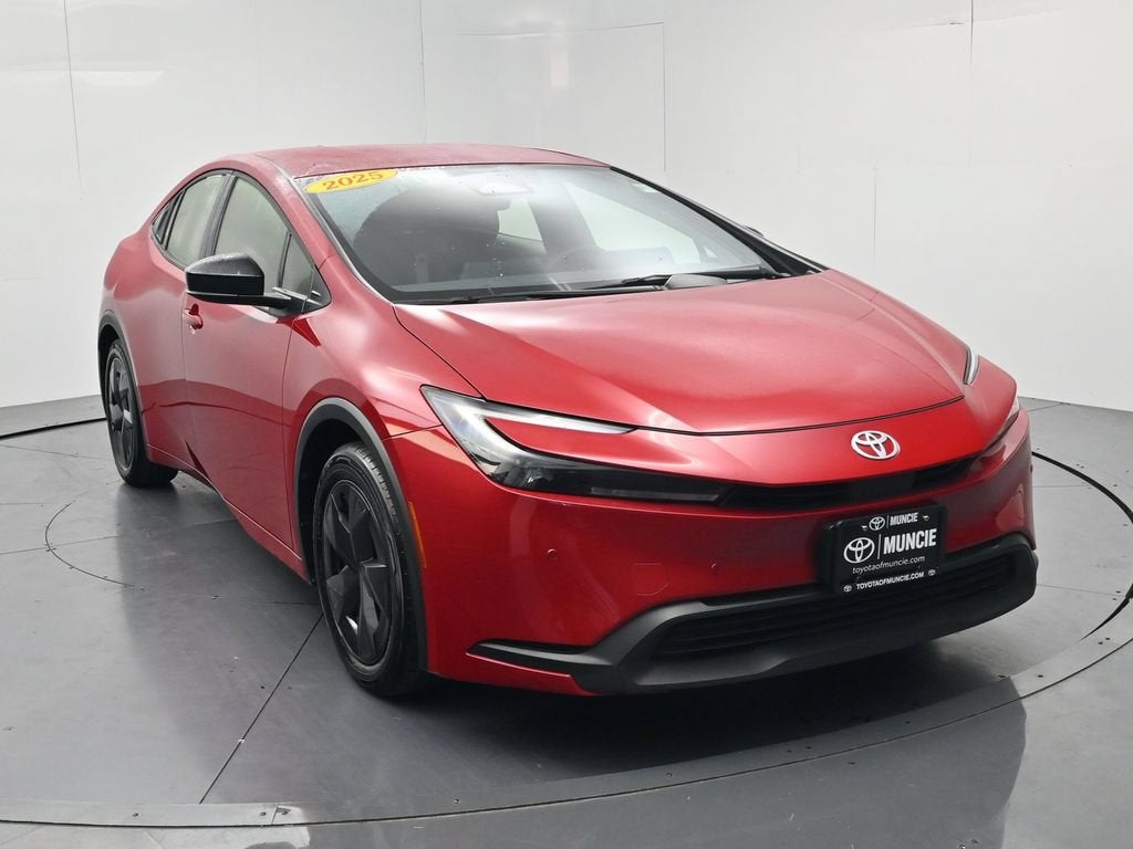2025 Toyota Prius LE