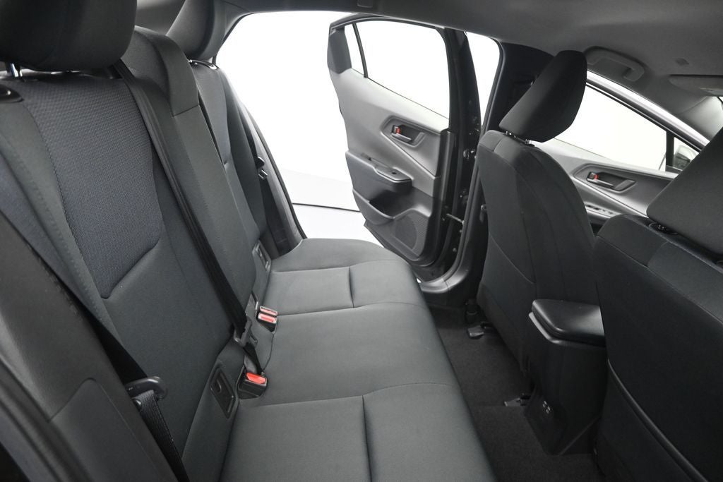2025 Toyota Prius LE