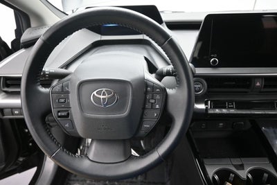 2025 Toyota Prius LE