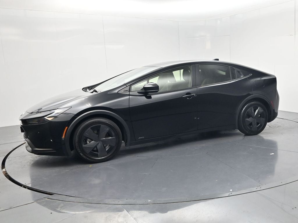 2025 Toyota Prius LE