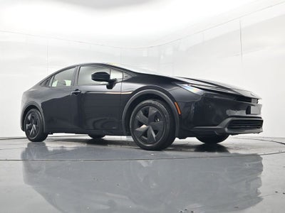 2025 Toyota Prius LE