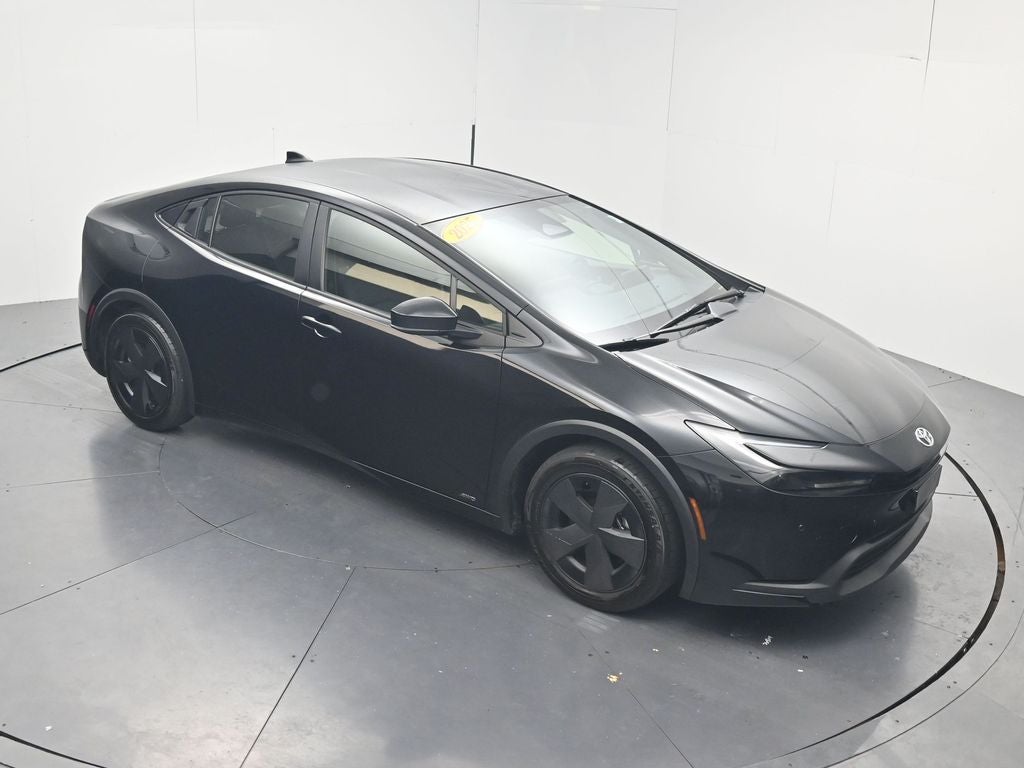 2025 Toyota Prius LE