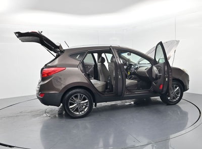 2015 Hyundai Tucson SE