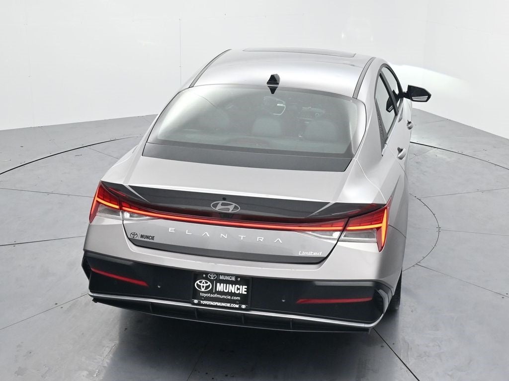 2024 Hyundai Elantra Limited